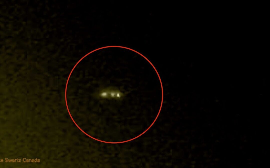Unidentified Flying Object with Strobe Descends to the Ground has Lights All Around the Craft