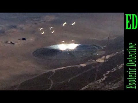 Airplane Passenger takes AMAZING PHOTOS of UFO near Area 51 military base 2015